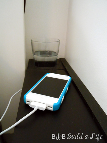 Cup Holder Close-up @ BandBBuildAlife.com