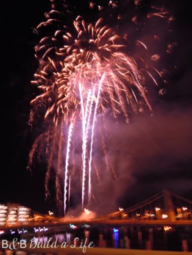 light up night @ BandBBuildALife.com light up night @ BandBBuildALife.com