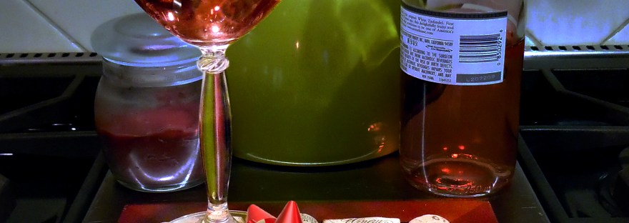 Wine Cork Trivet @ BandBBuildALife.com