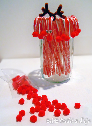 Rudolph Candy Cane treat @ BandBBuildALife.com