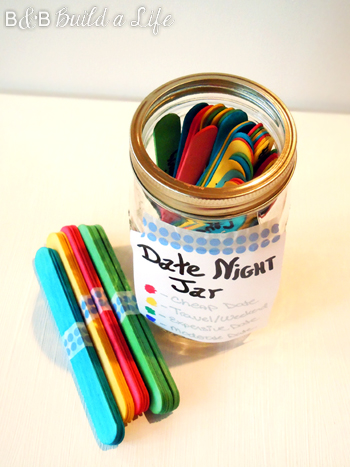 how to make a Date Night Jar @ BandBBuildALife.com