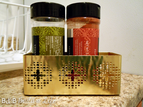 gilded spice rack @ BandBBuildALife.com