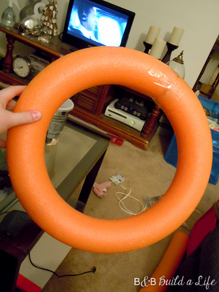 spring wreath @ BandBBuildALife.com