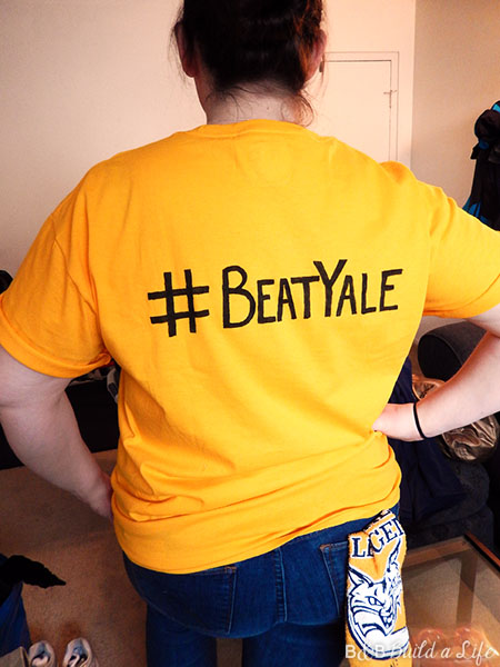 DIY fan t shirt @ BandBBuildALife.com