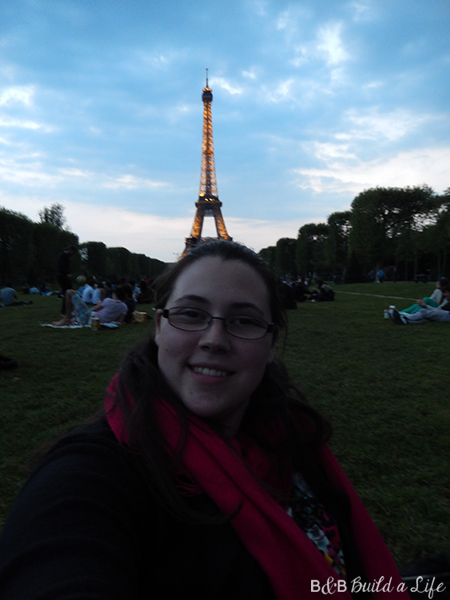 paris at night the eiffel tower @ BandBBuildALife.com