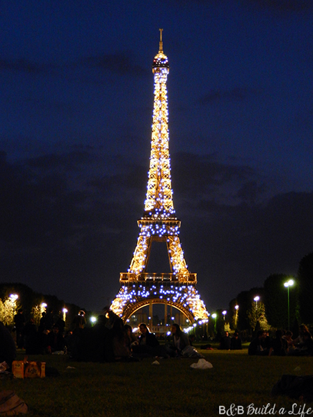 paris at night the eiffel tower @ BandBBuildALife.com