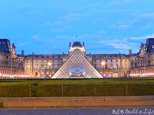 Louvre Museum at Sunset @ BandBuildaLife.com
