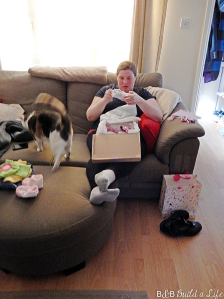 babyshower in a box @ BandBBuildALife.com