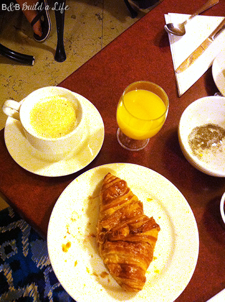 paris breakfast @ BandBBuildALife.com