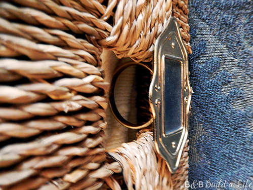 ikea inspired coat rack @ BandBBuildALife.com