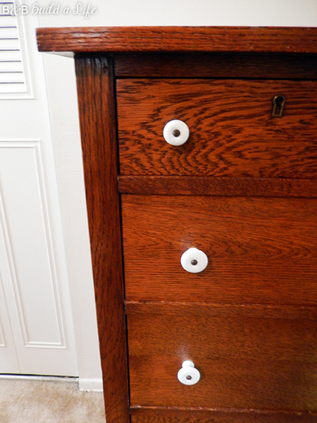 craigslist shopping for a dresser and restoring it at BandBBuildALife.com