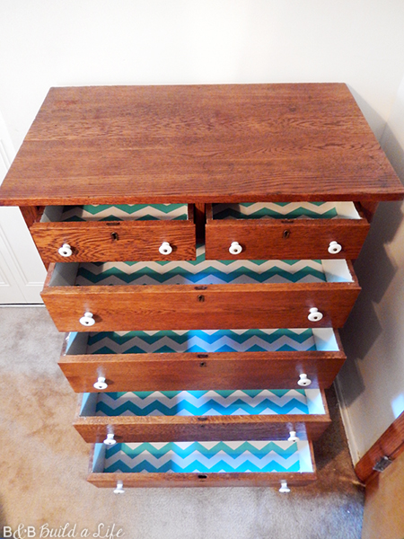 craigslist shopping for a dresser and restoring it at BandBBuildALife.com