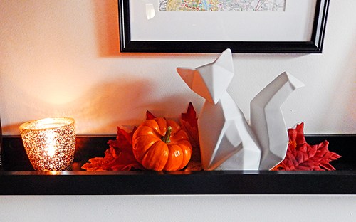 fall decorating with leaves acorns pumpkins at BandBBuildALife.com