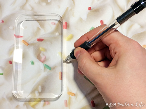 Turn an ipod touch box into a handy jewelry box acrylic travel jewelry box DIY washi tape at BandBBuildALife.com