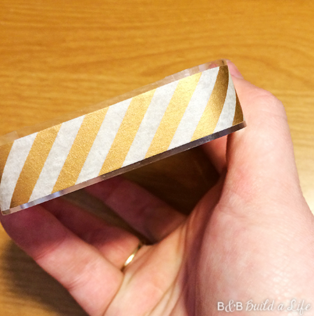 Turn an ipod touch box into a handy jewelry box acrylic travel jewelry box DIY washi tape at BandBBuildALife.com