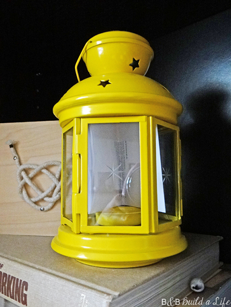 Decorating with Yellow at BandBBuildALife.com