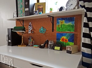 Renter's DIY Hack - cover a wall with Cork Tile for a warm texture that you can easily remove! ---- Renter's wall covering DIY from BandBBuildALife.com