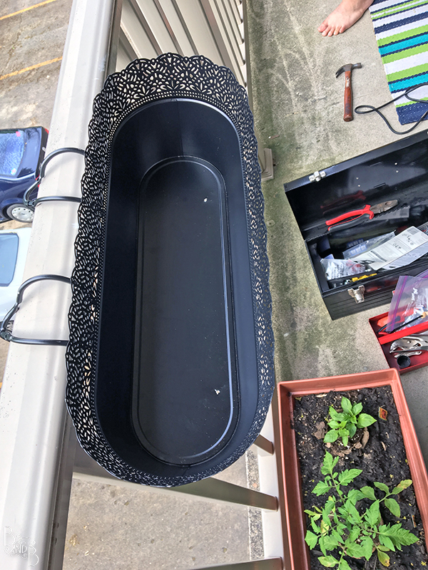 cheap balcony planter diy